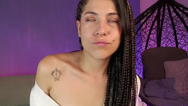 Snapshot of Hellen_dumont chatting on 03.15.25 Hellen dumont online show from 03.15.25