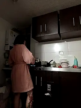 Snapshot of Hellen_dumont chatting on 09.28.25 Hellen dumont online show from 09.28.25