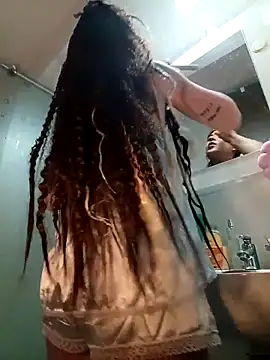 Snapshot of Hellen_dumont chatting on 10.10.25 Hellen dumont online show from 10.10.25