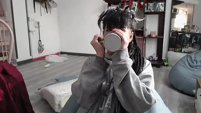 Snapshot of Hellen_dumont chatting on 12.02.25 Hellen dumont online show from 12.02.25