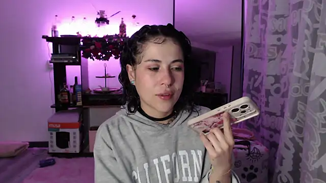 Snapshot of Hellen_dumont chatting on 02.08.26 Hellen dumont online show from 02.08.26