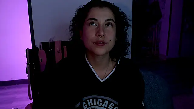 Snapshot of Hellen_dumont chatting on 02.26.26 Hellen dumont online show from 02.26.26