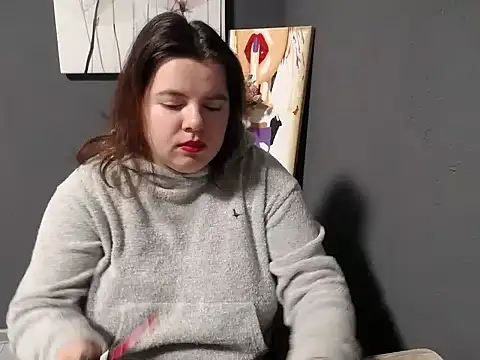 Snapshot of so_shy chatting on 01.14.25 so shy online show from 01.14.25