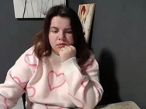 Snapshot of so_shy chatting on 01.15.25 so shy online show from 01.15.25
