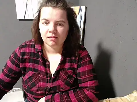 Snapshot of so_shy chatting on 01.23.25 so shy online show from 01.23.25