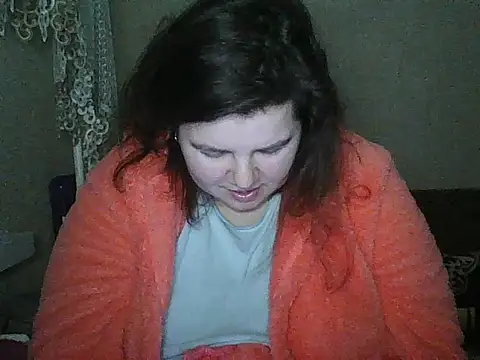 Snapshot of so_shy chatting on 02.09.25 so shy online show from 02.09.25