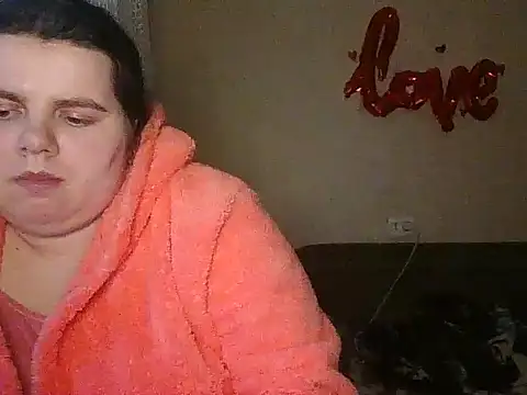 Snapshot of so_shy chatting on 02.28.25 so shy online show from 02.28.25