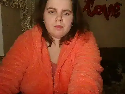 Snapshot of so_shy chatting on 02.28.25 so shy online show from 02.28.25