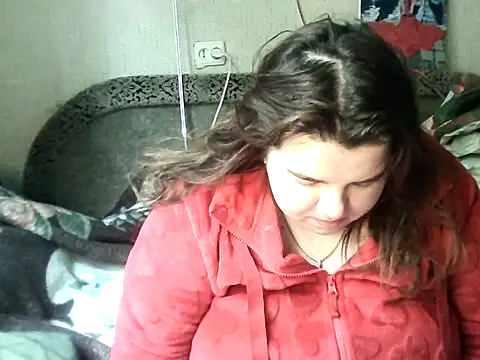 Snapshot of so_shy chatting on 10.16.25 so shy online show from 10.16.25