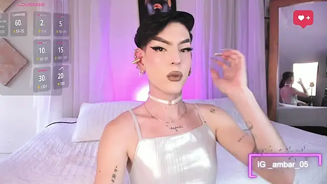 Snapshot of Ambar_Jhones chatting on 01.21.25 Ambar Jhones online show from 01.21.25