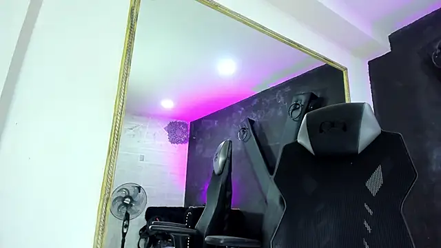 DarlingBDSM  online show from 10.21.25