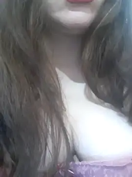 Snapshot of carmelasexy chatting on 12.13.24 carmelasexy online show from 12.13.24