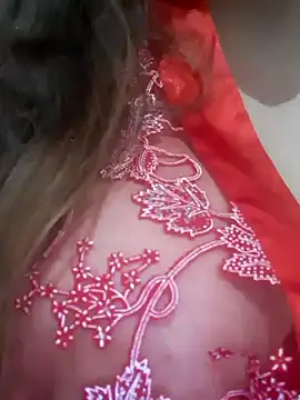 Snapshot of carmelasexy chatting on 12.14.24 carmelasexy online show from 12.14.24