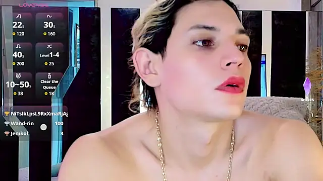 Snapshot of honey_skin chatting on 11.04.25 honey skin online show from 11.04.25