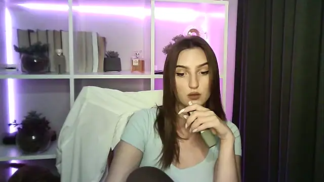 X Alisa online show from 09.21.25