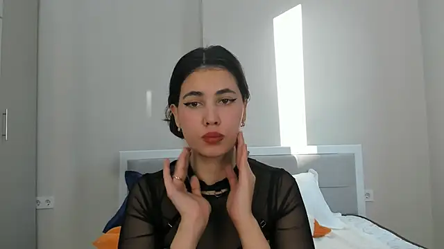 hoa lan online show from 02.21.25