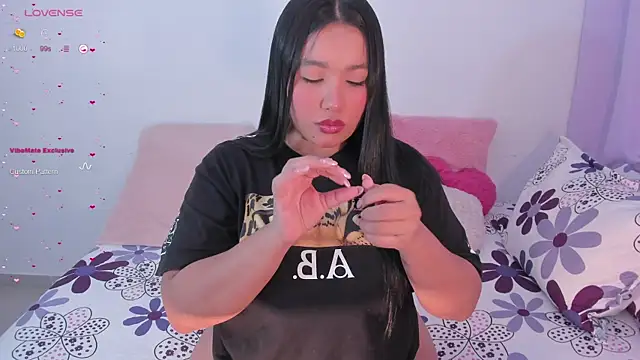 Snapshot of _Arianna08_ chatting on 03.14.25 Arianna08 online show from 03.14.25