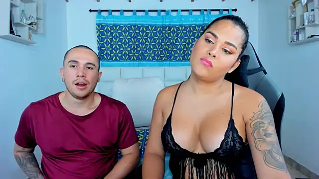 Snapshot of xxx_sweet_couple_ chatting on 02.13.25 xxx sweet couple  online show from 02.13.25