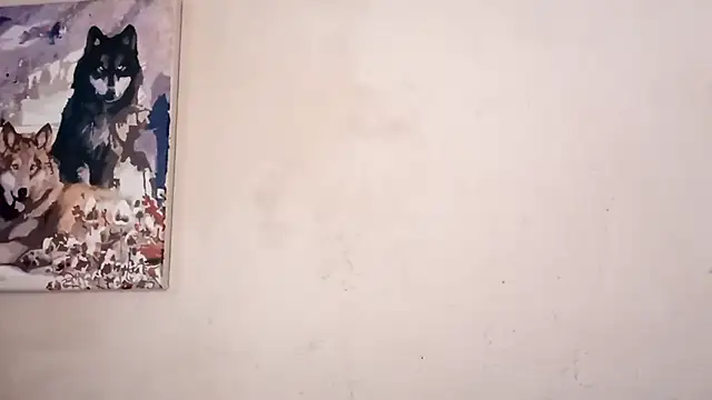 Snapshot of ElenaMaeer chatting on 12.20.25 ElenaMaeer online show from 12.20.25