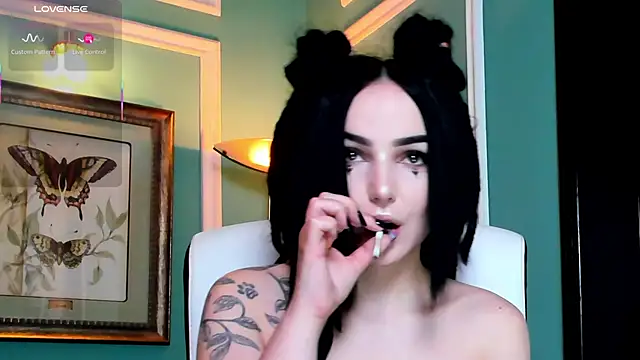 1Munique online show from 02.26.25