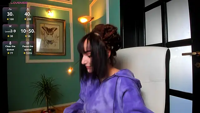 1Munique online show from 10.13.25