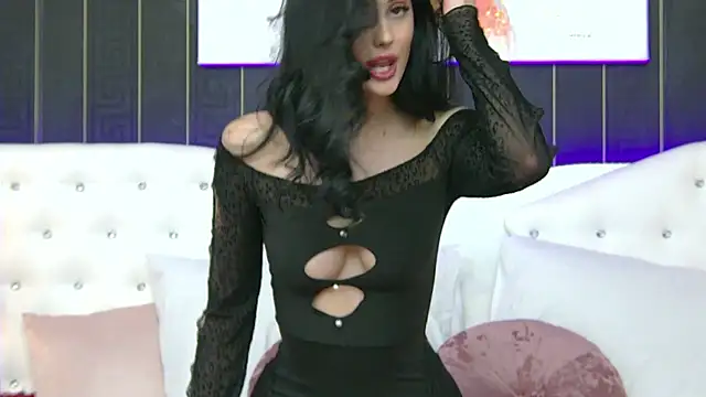 Snapshot of SophiaVilner chatting on 02.02.25 SophiaVilner online show from 02.02.25