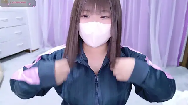 Snapshot of _mirai0917 chatting on 12.17.24 mirai0917 online show from 12.17.24
