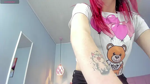 ScarletGV online show from 01.13.25
