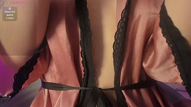 ScarletGV online show from 11.10.25