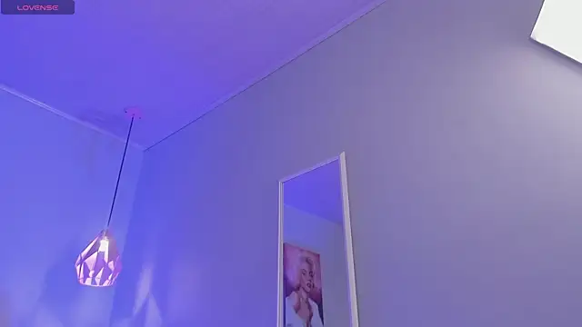 ScarletGV online show from 01.08.26