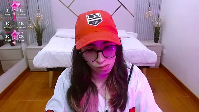 LenaRoses online show from 11.15.25