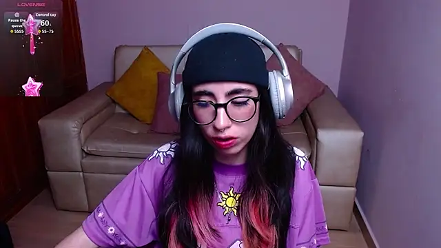 LenaRoses online show from 04.06.26