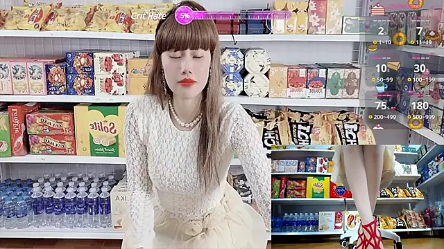 Snapshot of _7Eleven_ chatting on 02.05.25 7Eleven online show from 02.05.25