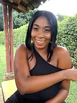 HanaThompson online show from 01.15.26