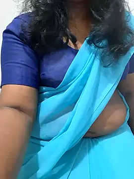 Snapshot of kaminimallu chatting on 01.14.25 kaminimallu online show from 01.14.25