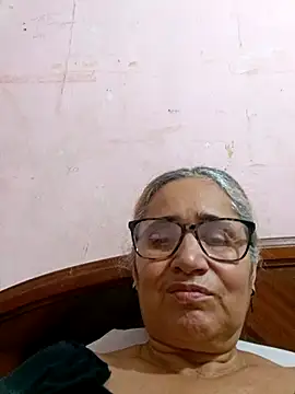  candi online show from 11.15.25