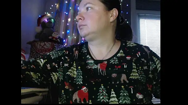 amorelara online show from 11.17.25