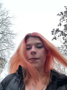 RiriRoseey online show from 12.22.24