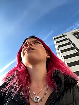 RiriRoseey online show from 10.22.25