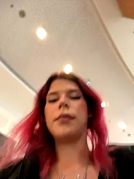 RiriRoseey online show from 11.13.25