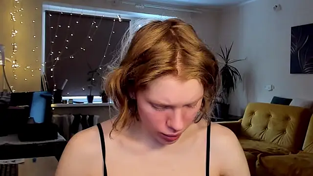 Snapshot of StellaDavis chatting on 02.27.25 StellaDavis online show from 02.27.25