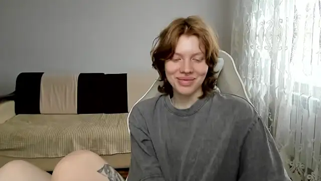 StellaDavis online show from 04.05.26