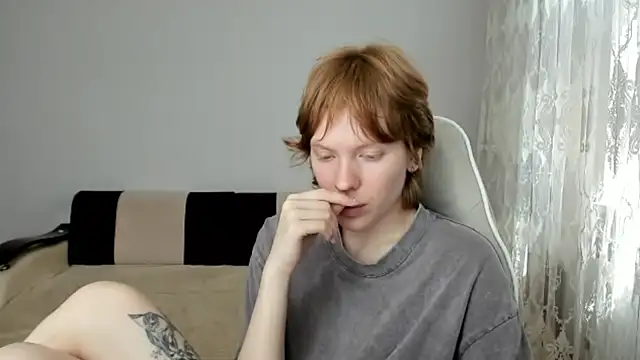 Snapshot of StellaDavis chatting on 07.03.26 StellaDavis online show from 07.03.26