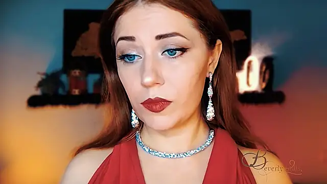 MissBeverlyMills online show from 11.23.25