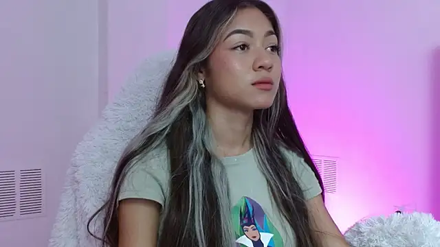 hantonella  online show from 11.07.25