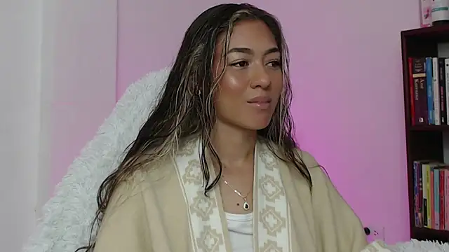 hantonella  online show from 01.12.26