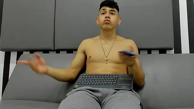 andrew rose  online show from 01.29.25