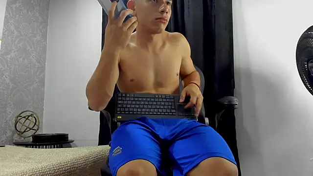 andrew rose  online show from 03.07.25