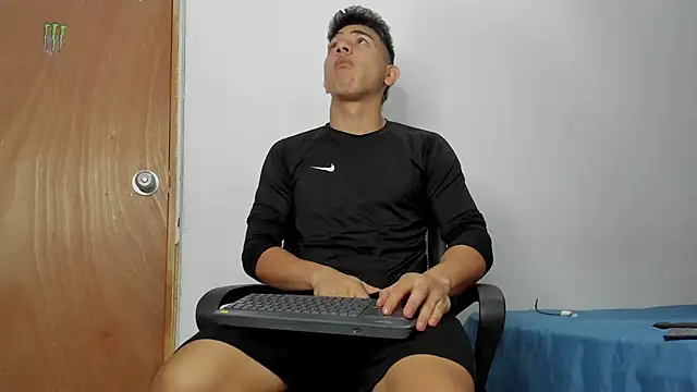 andrew rose  online show from 02.16.26