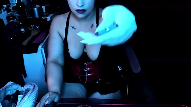 Snapshot of True_Bdsm chatting on 01.30.25 True Bdsm online show from 01.30.25
